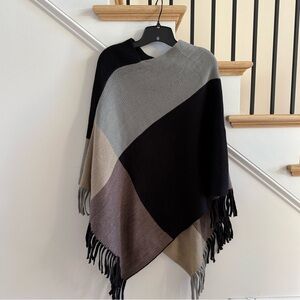 Colorblock Sweater Poncho